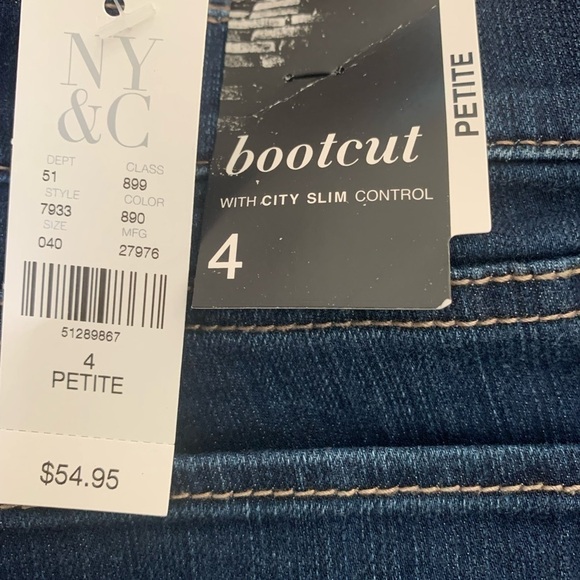 New York & Co Bootcut Size 4P - Picture 2 of 2